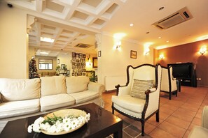 Lobby - Üstün Otel Alsancak (Izmir)