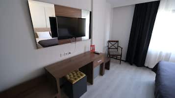 Standard Room | Premium bedding, minibar, free WiFi, bed sheets