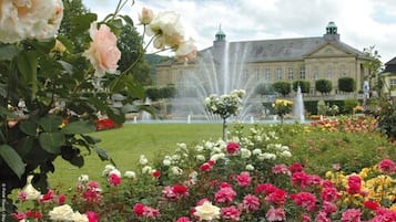 Quang cảnh nhìn từ nơi lưu trú