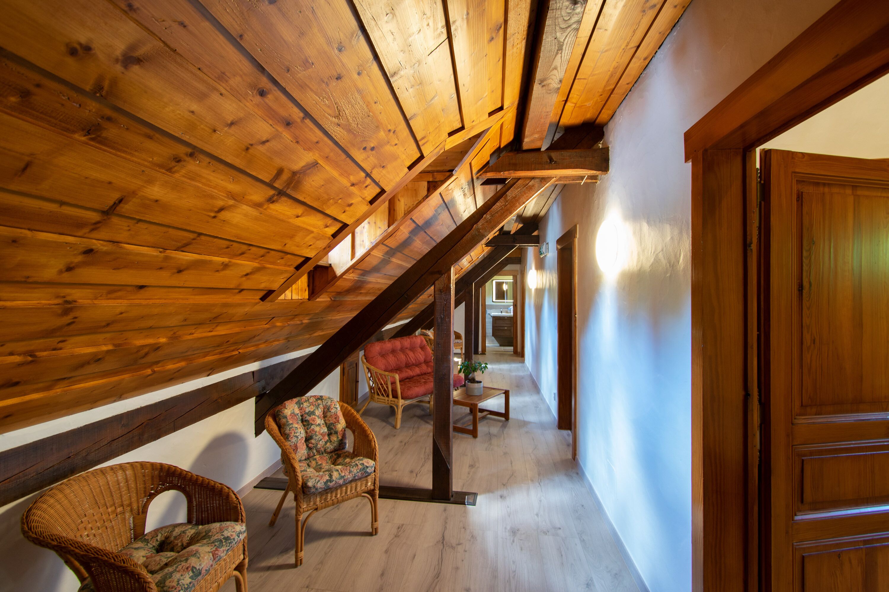 family room, 3 bedrooms | living area | tv