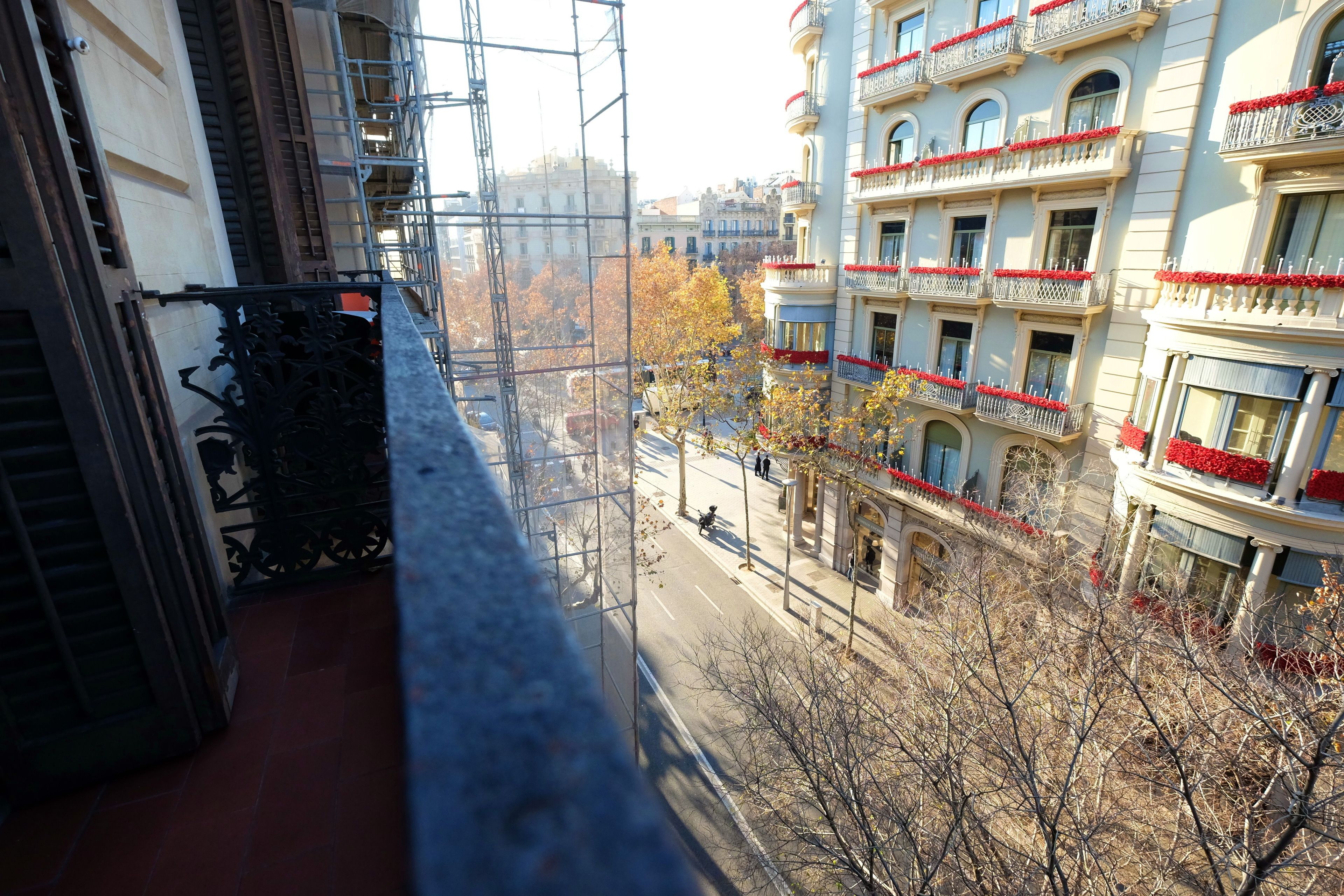 Driepersoonskamer | Uitzicht op straat