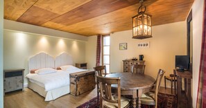 Minibar, free WiFi - Auberge du Relais Postal (Wincrange)