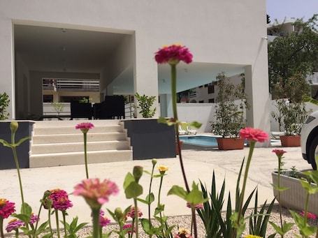 Diklo Beach Rooms