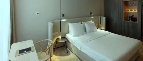 Premium Double Room | Premium bedding, in-room safe, individually decorated