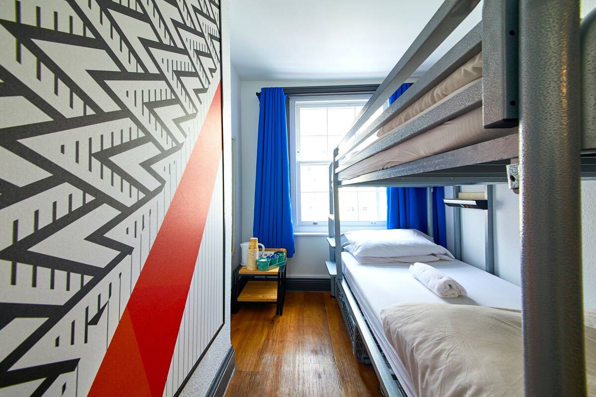 غرفة مزدوجة - للنساء فقط (2 Bunk Female Room) | إطلالة الغرفة