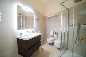 Free toiletries, hair dryer, bidet, towels -  Hotel & Residence Le Acacie  (Capoliveri)