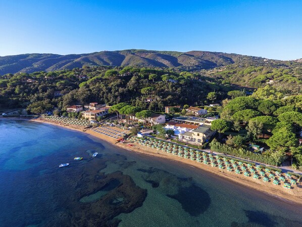 Aerial view -  Hotel & Residence Le Acacie  (Capoliveri)