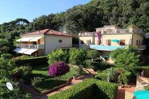 Property grounds -  Hotel & Residence Le Acacie  (Capoliveri)
