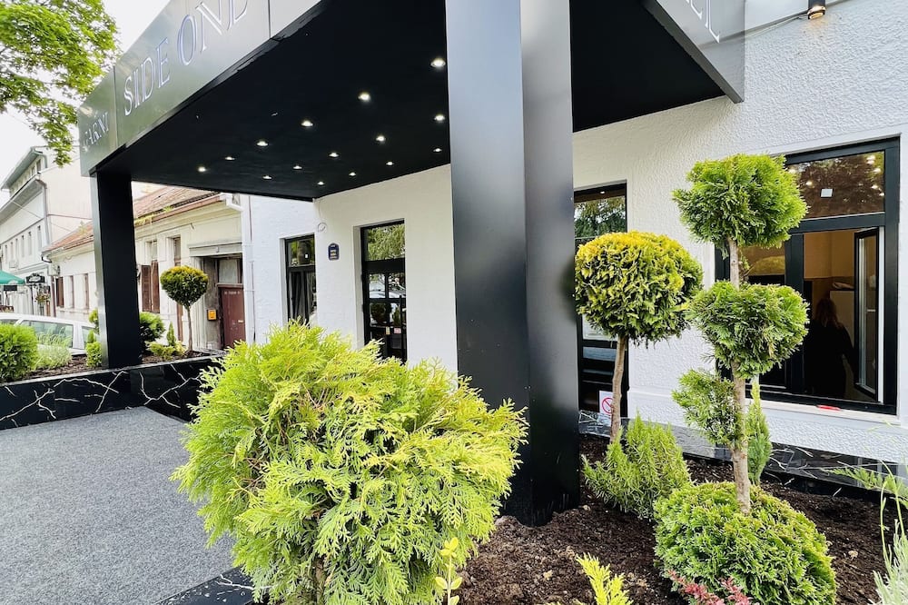 Side One Design Hotel