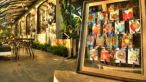 Food-Court