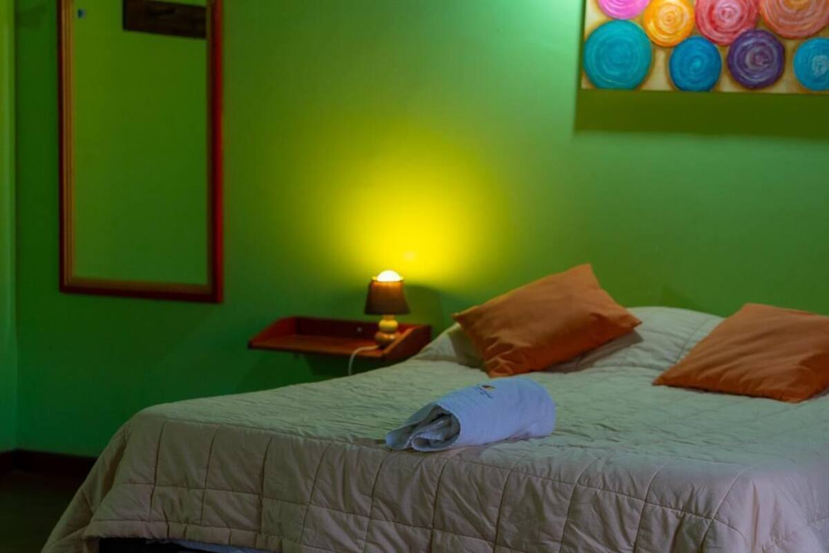1 bedroom, premium bedding, down duvets, minibar