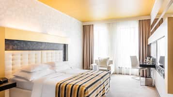 Deluxe Double Room | Premium bedding, minibar, in-room safe, individually decorated