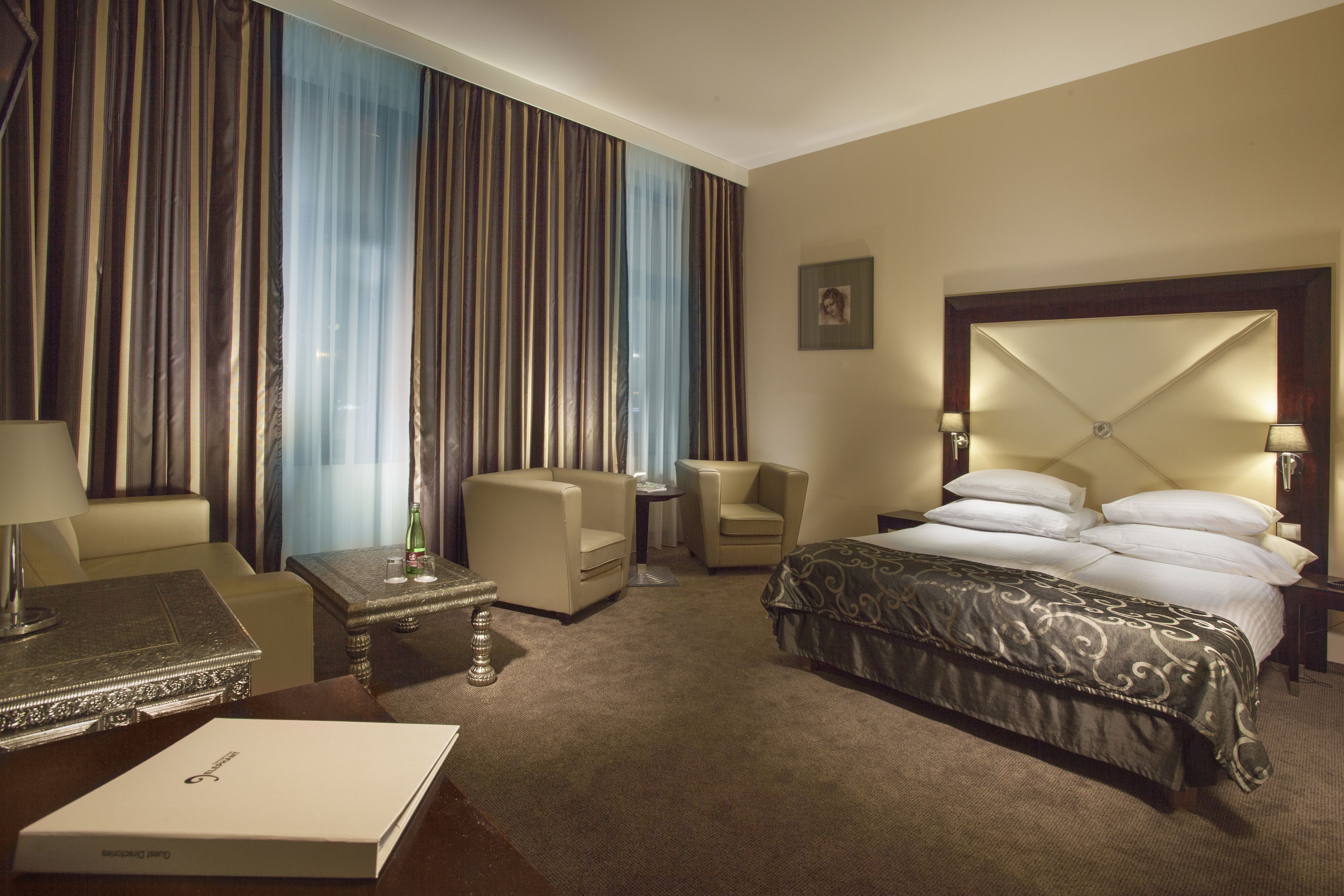 Classic Double or Twin Room
