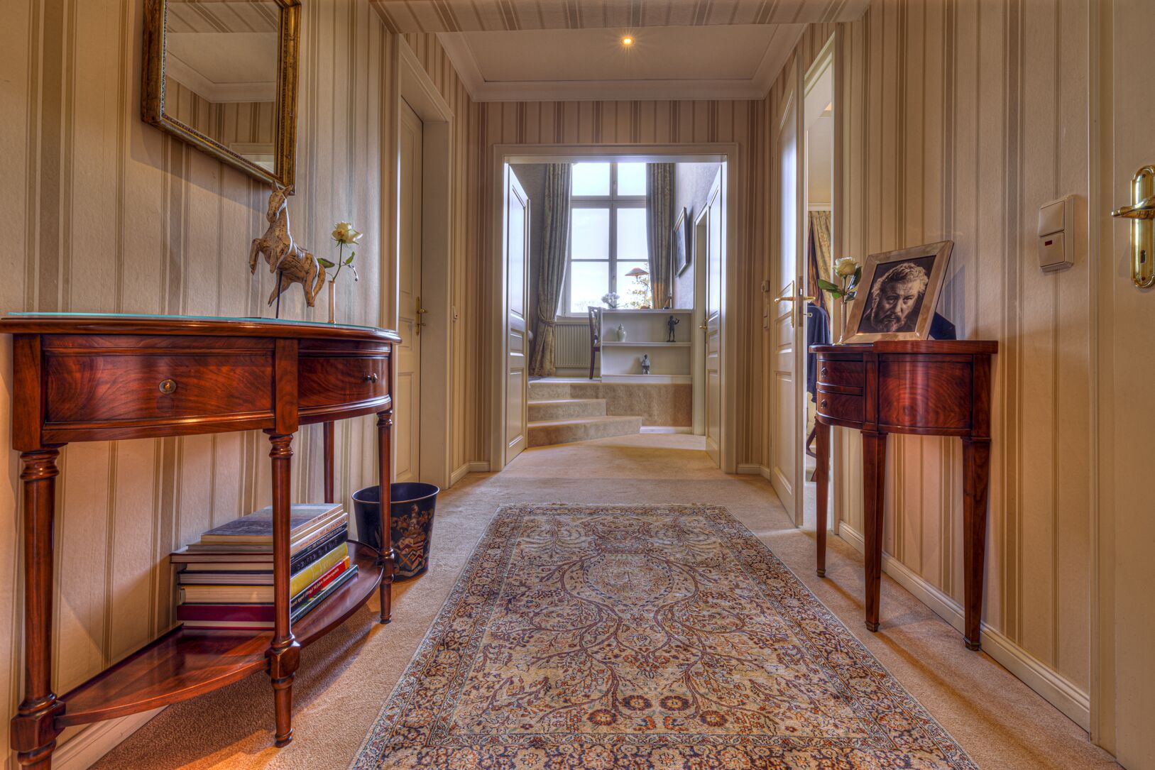 suite, 1 bedroom | hypo-allergenic bedding, down duvets, minibar, in-room safe