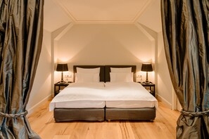 Ropa de cama hipoalergénica, cubrecamas y minibar 