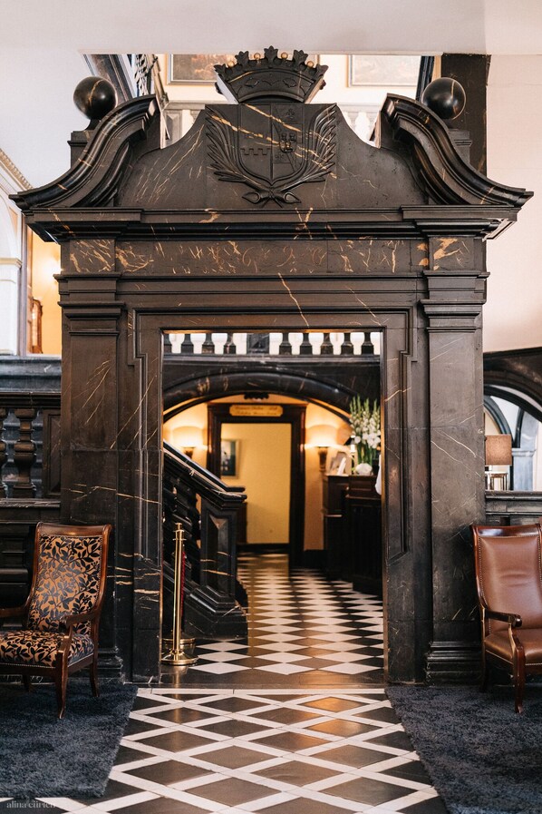 Lobby - Schlosshotel Hugenpoet (Essen)