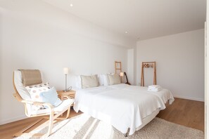 Wifi gratis y ropa de cama
