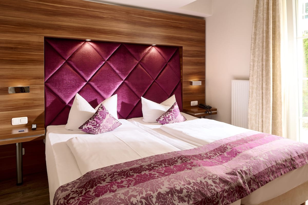 Classic Apartment | 1 bedroom, hypo-allergenic bedding, in-room safe, desk
