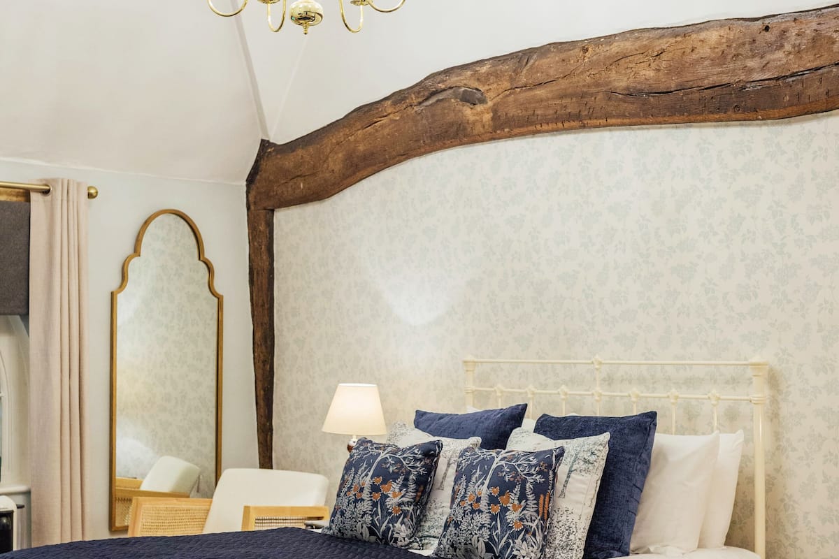 Kamar Double Tradisional, 1 Tempat Tidur Double, kamar mandi pribadi | Meja kerja, Wi-Fi gratis, dan didekorasi berbeda-beda