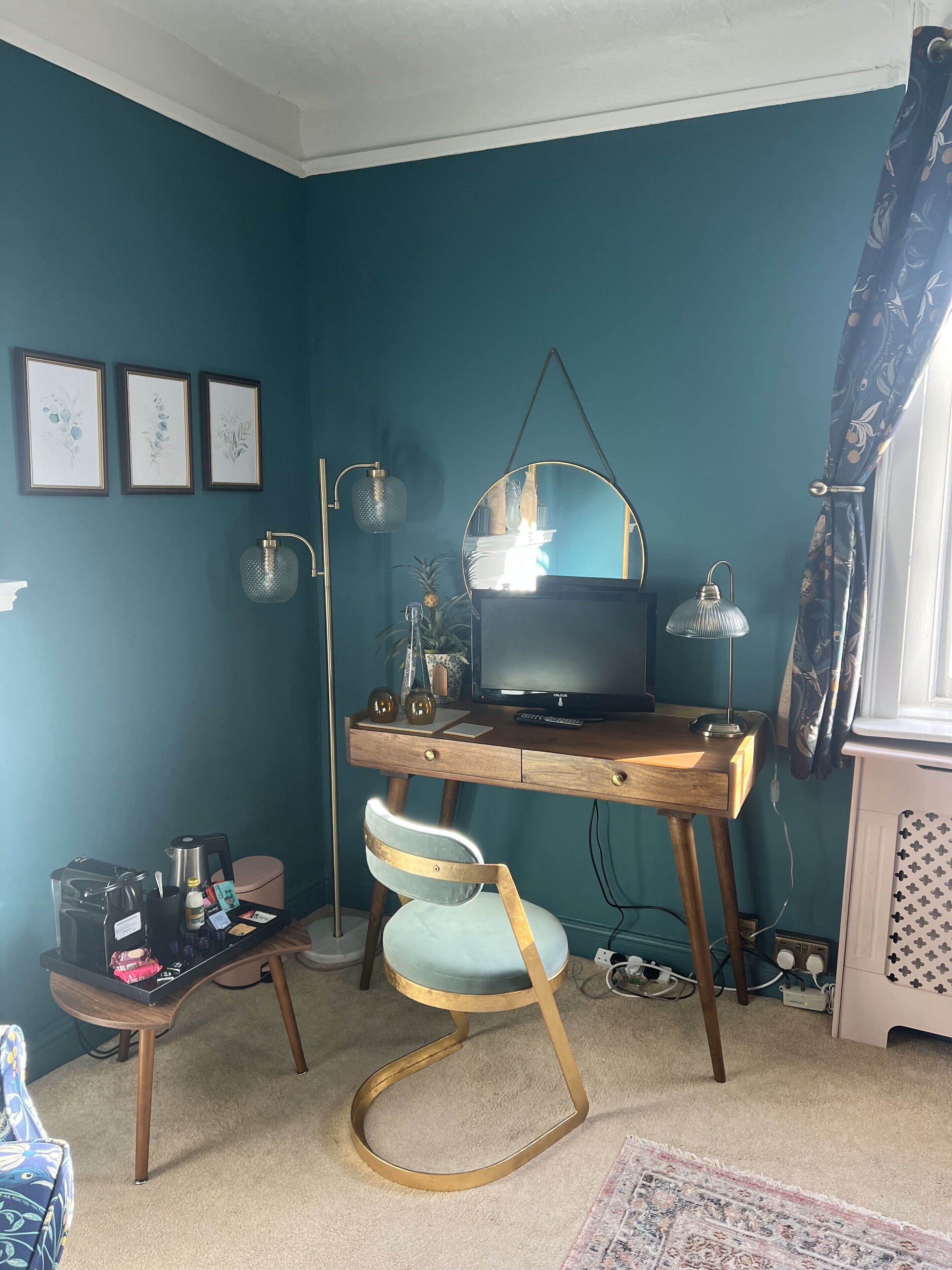 luxury room, 1 king bed | 1 bedroom, individually decorated, individually furnished, desk