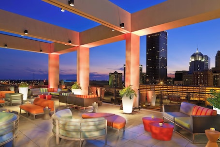 Restaurant. Aloft by Marriott Oklahoma City Downtown - Bricktown