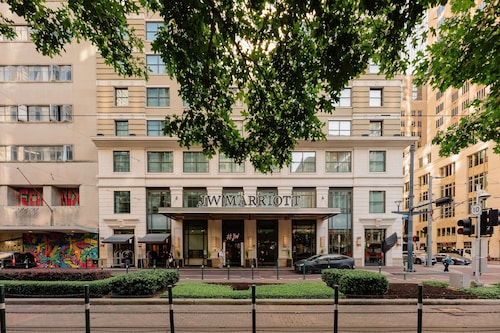 JW Marriott Houston Downtown