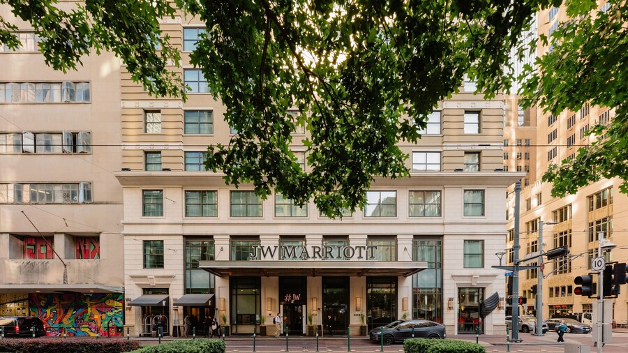 JW Marriott Houston Downtown