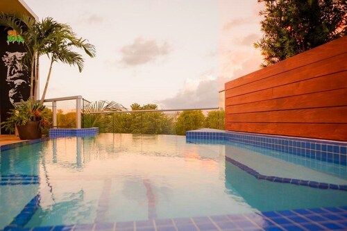 Vintro Hotel
