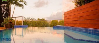 Vintro Hotel