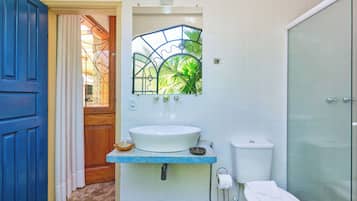 Artículos de tocador de diseñador, secador de pelo, bidet, toallas