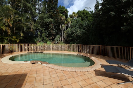 Outdoor pool, pool loungers