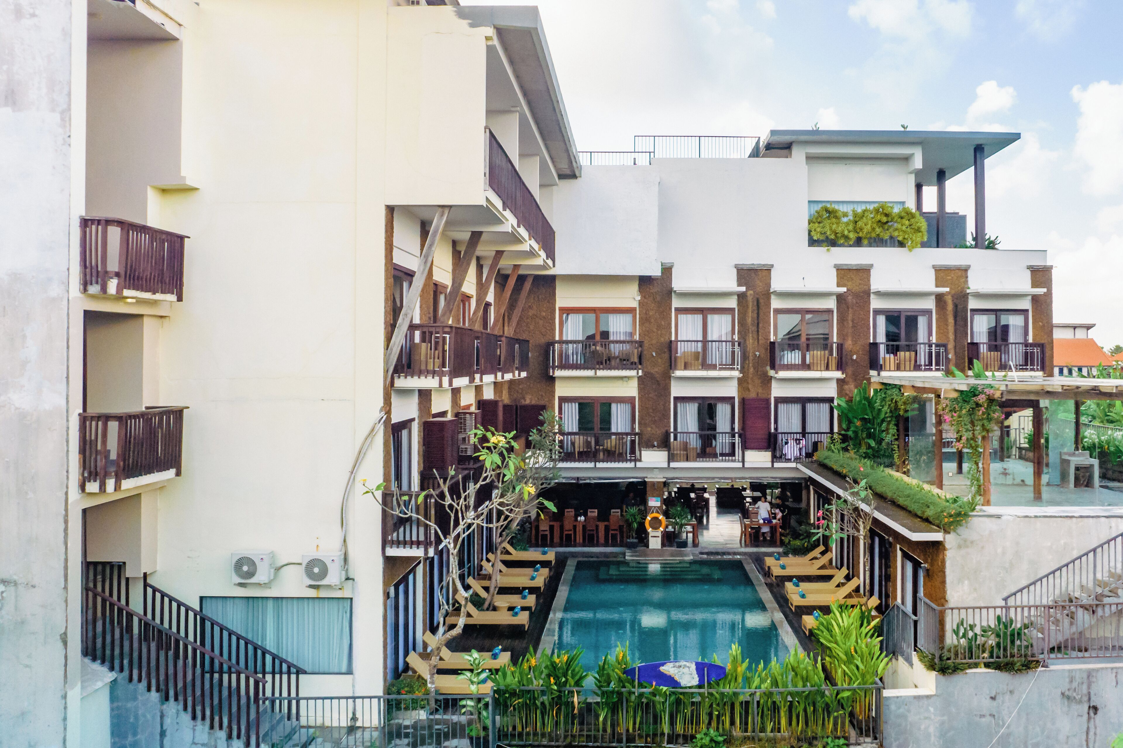 Kirana Pool Access Room (with Bathtub) | Vue de la chambre