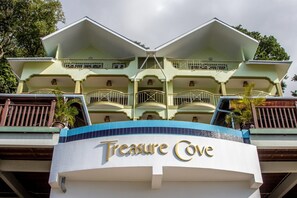 Exterior - Treasure Cove (Mahé Island)