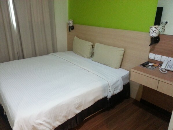 Superior Double Room | Free WiFi - Maxim Hotel (Kota Kinabalu)