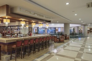 9 Bars/Lounges, Poolbar, Strandbar