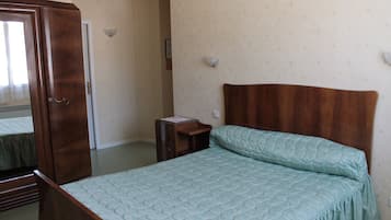 Quadruple Room | Rollaway beds, free WiFi