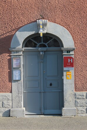 Property entrance - Hôtel Ladagnous (Peyrouse)