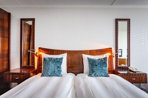 Minibar, in-room safe, desk, blackout curtains