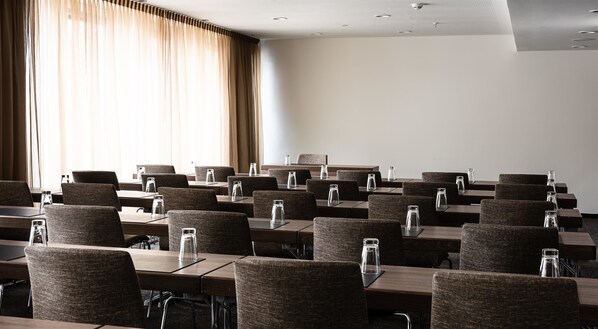 สถานที่จัดงานประชุม