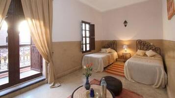 Twin Room (Saadienne) | 1 bedroom, desk, free WiFi, bed sheets
