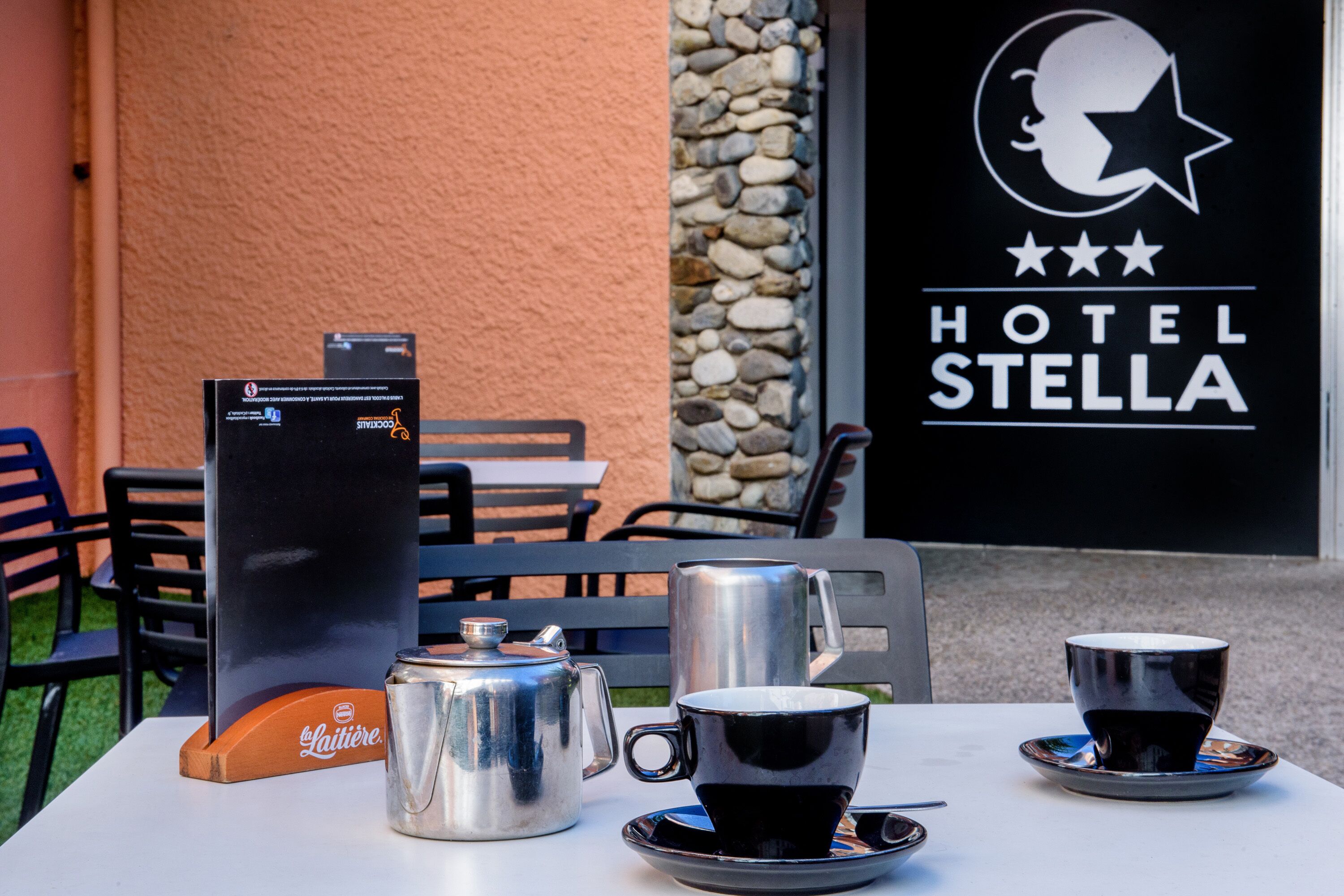 breakfast, lunch, dinner served; local cuisine