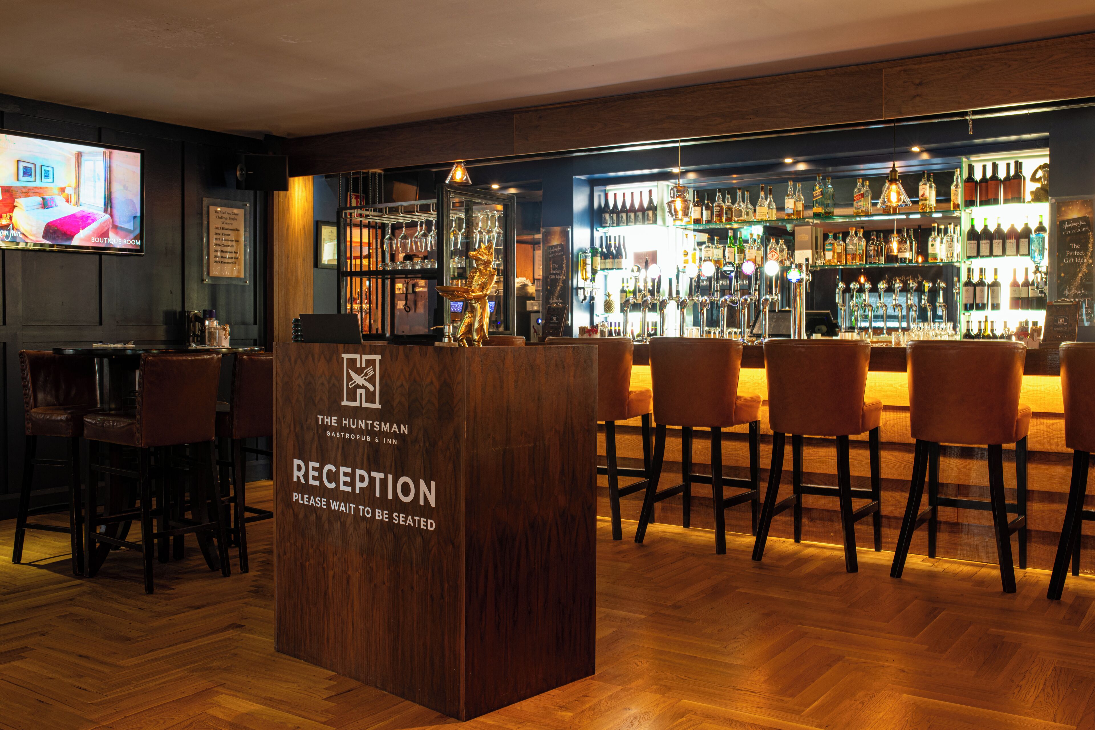 breakfast, lunch, dinner served; local cuisine