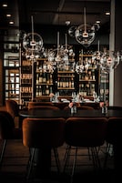 Se sirven almuerzos y cenas, cocina fusión