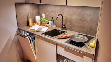Superior Apartment, 1 Bedroom (Karlstraße 42-44) | Private kitchen | Full-size fridge, oven, stovetop, espresso maker