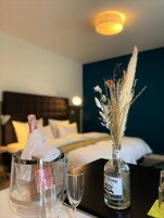 Superior Twin Room | In-room safe, desk, laptop workspace, blackout drapes