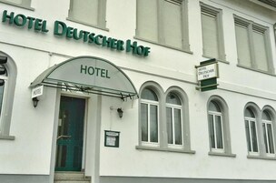 Framhlið gististaðar