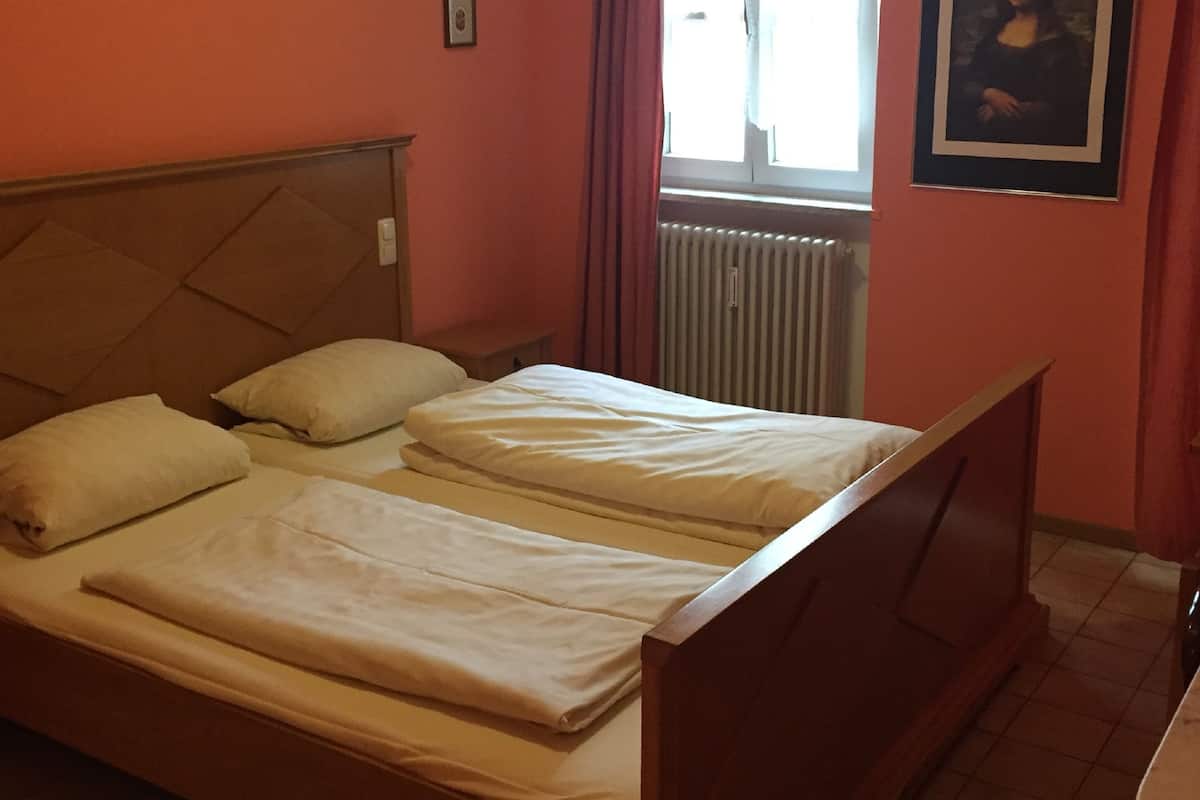 Standard Double Room | Individually decorated, desk, free WiFi