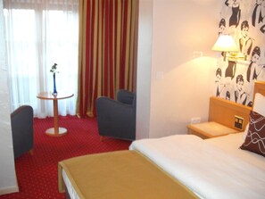In-room safe, free WiFi
