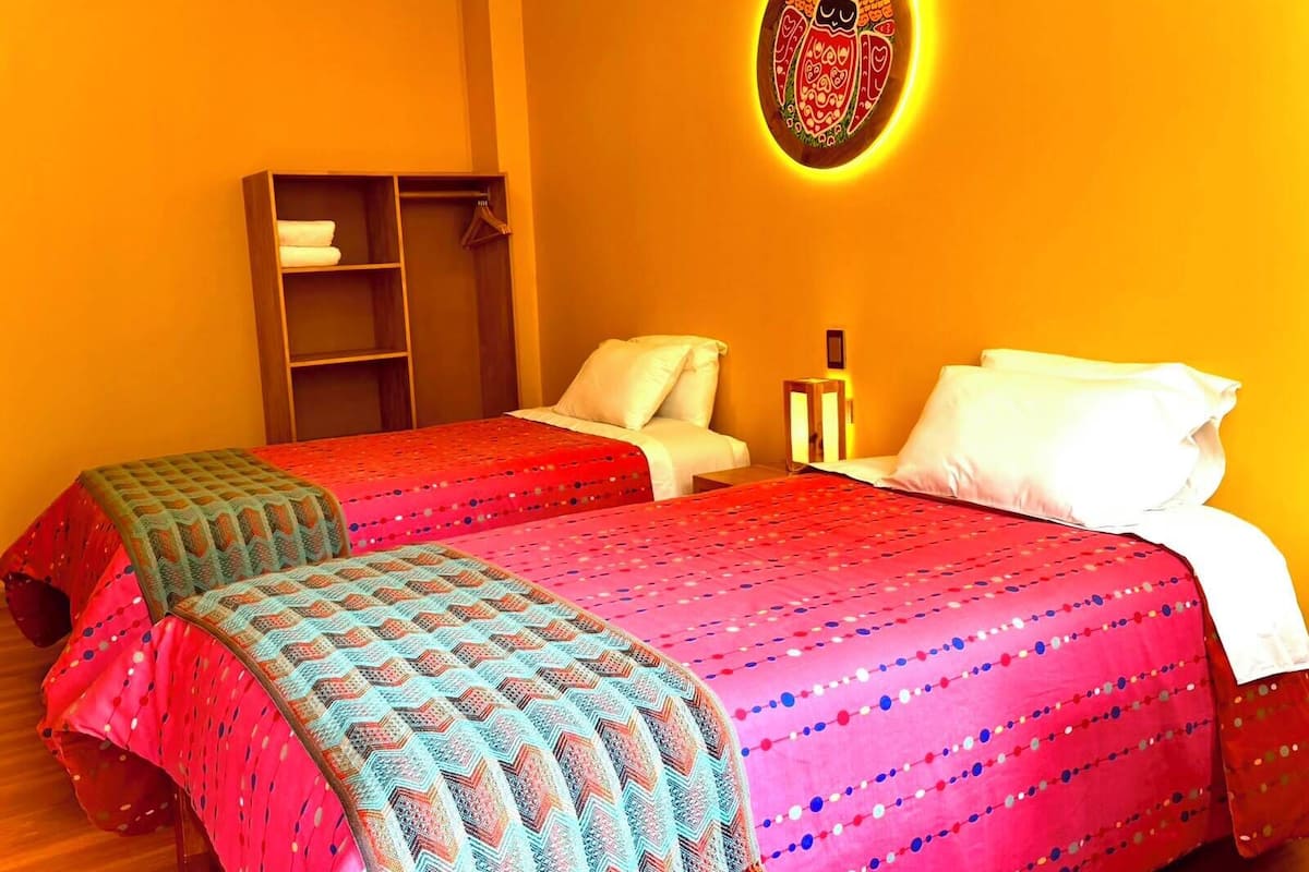 Exclusive Twin Room, 1 Bedroom, Private Bathroom, Mountain View | Desk, WiFi (free)
