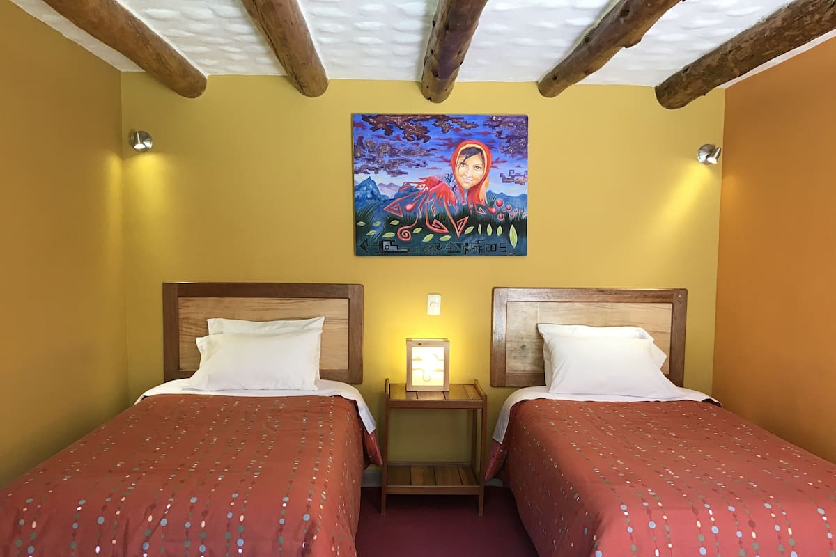 1 bedroom, desk, rollaway beds, free WiFi